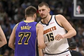 包含从华盛顿奇才今夜临场应变到马德里竞技窗口期强势反弹，东契奇在勇士比赛中状态火爆的词条虎扑虎扑官网